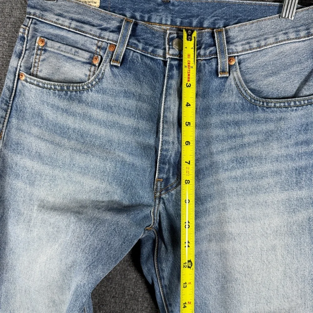 Levis has minor